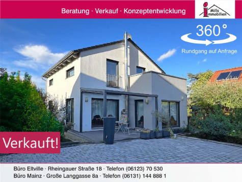 Neuwertiges, freistehendes Traumhaus in Ortsrandlage von Bad Kreuznach, 55545 Bad Kreuznach, Einfamilienhaus