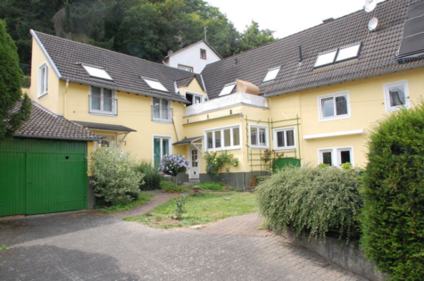 Ruhig gelegen, äußerst charmant und Platz ohne Ende, 65344 Eltville am Rhein, Einfamilienhaus