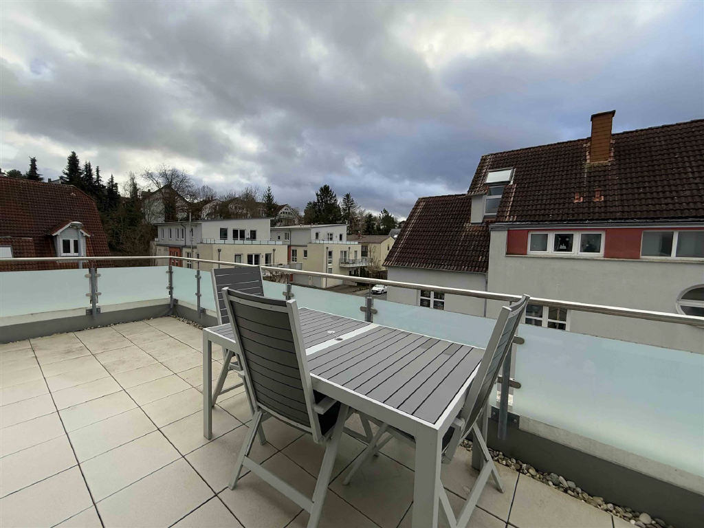 Moderne Eigentumswohnung mit Penthouse-Charakter und großer Dachterrasse - Bild2