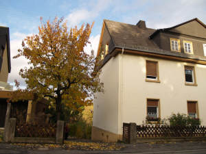 Charmante DHH angrenzend an Weinberge, mit schönem Blick!, 65399 Kiedrich, Einfamilienhaus