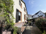 Hübsches Einfamilienhaus mit Innenhof, Garage und kleiner Werkstatt - Bild8